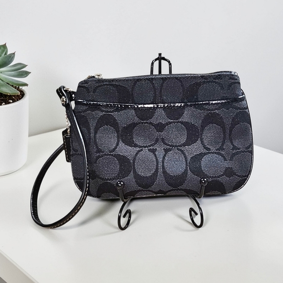 Coach Handbags - Coach Black Signature Jacquard Wristlet, Patent Leather Trim,Classic Pouch EUC